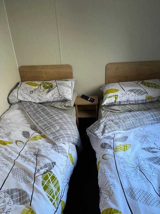 Lorraine'S Caravan Holiday Villa Morecambe Exterior foto